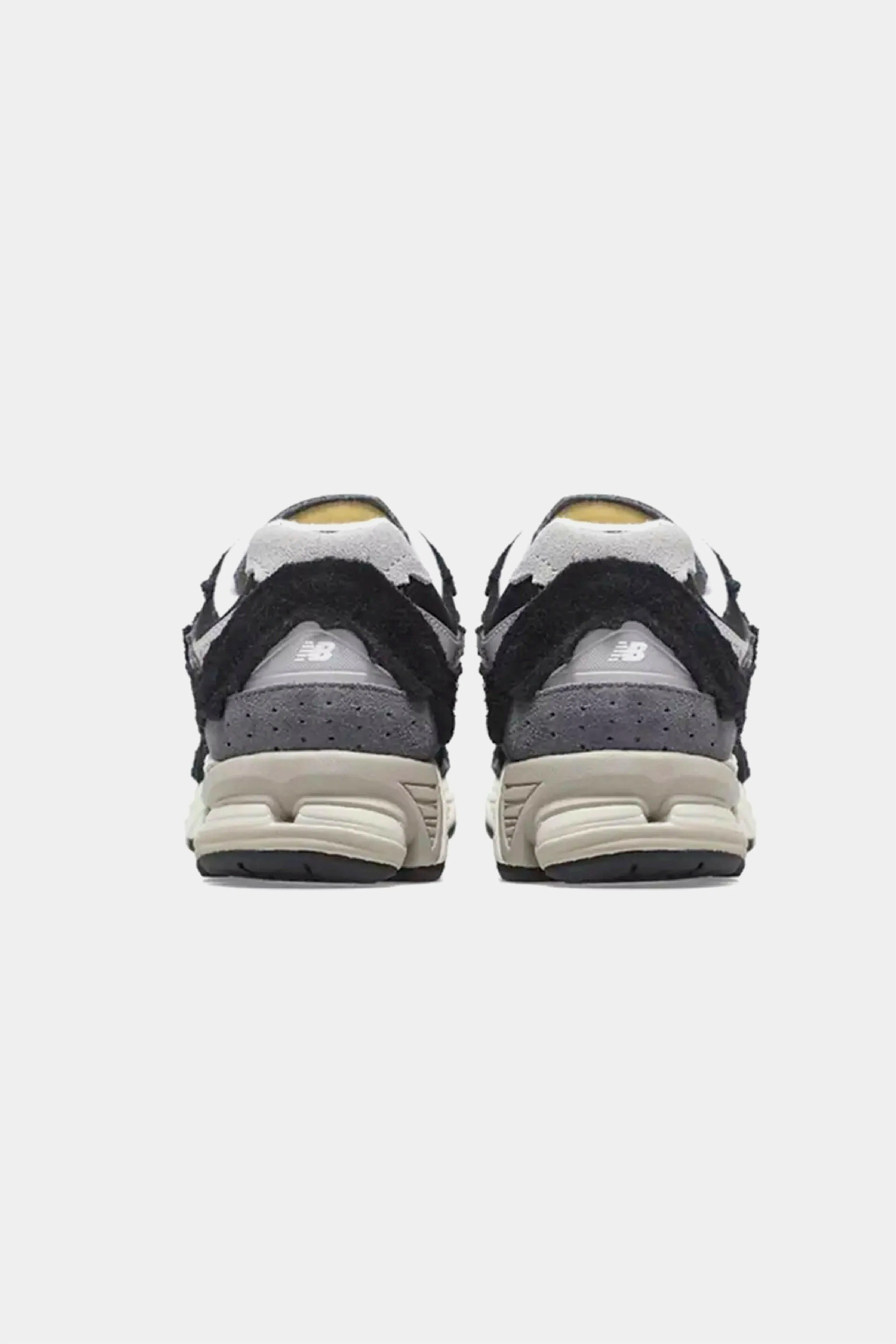 2002R "Protection Pack Black Grey"