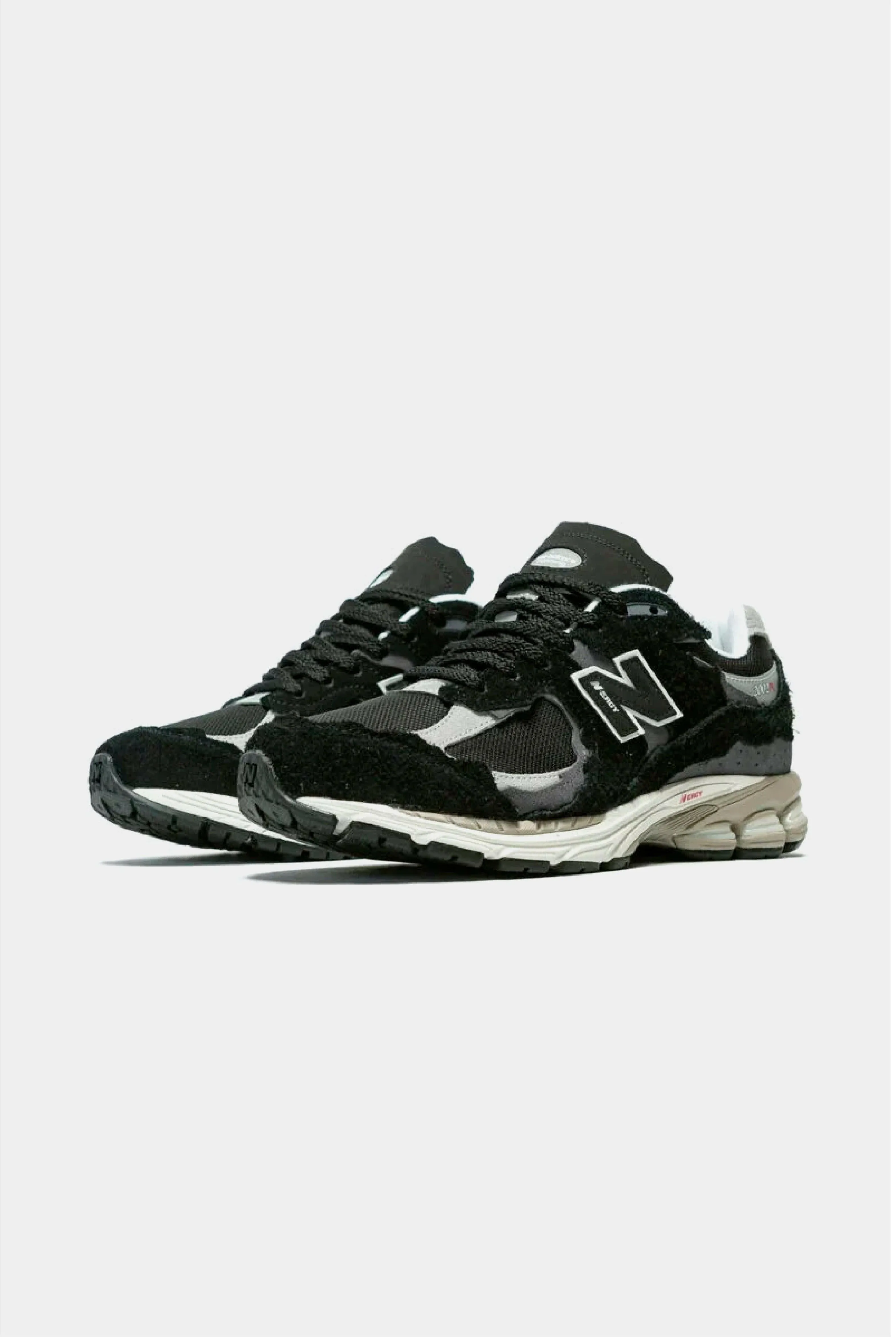 2002R "Protection Pack Black Grey"