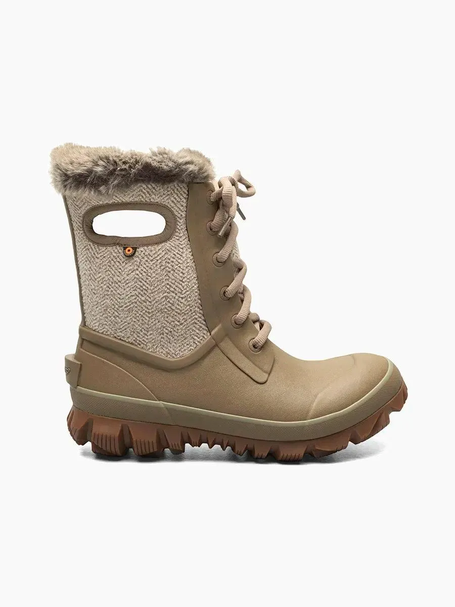 Bogs Women's Arcata Cozy Chevron Boots
