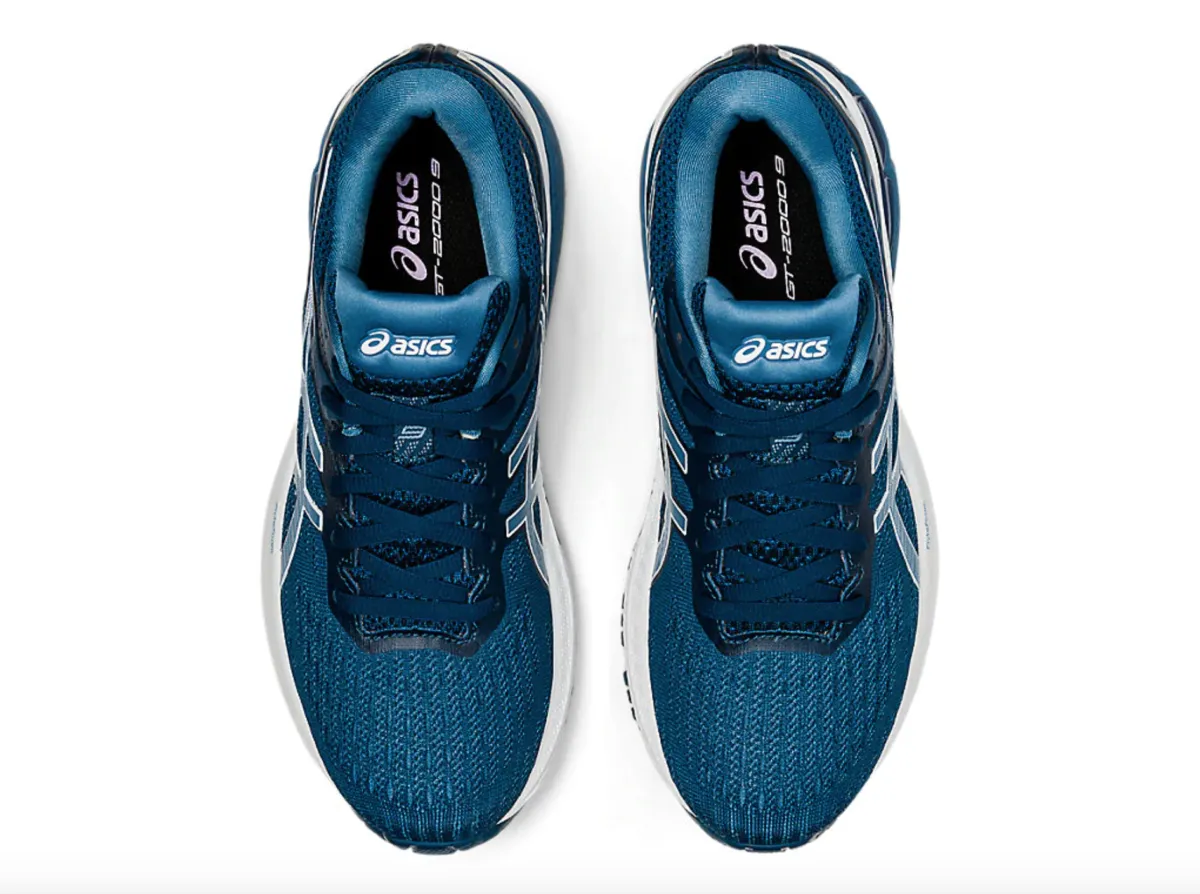 Women's ASICS Narrow 2000 9 - 1012A863.400